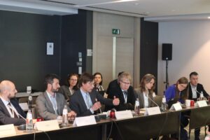 GRID READY FORUM